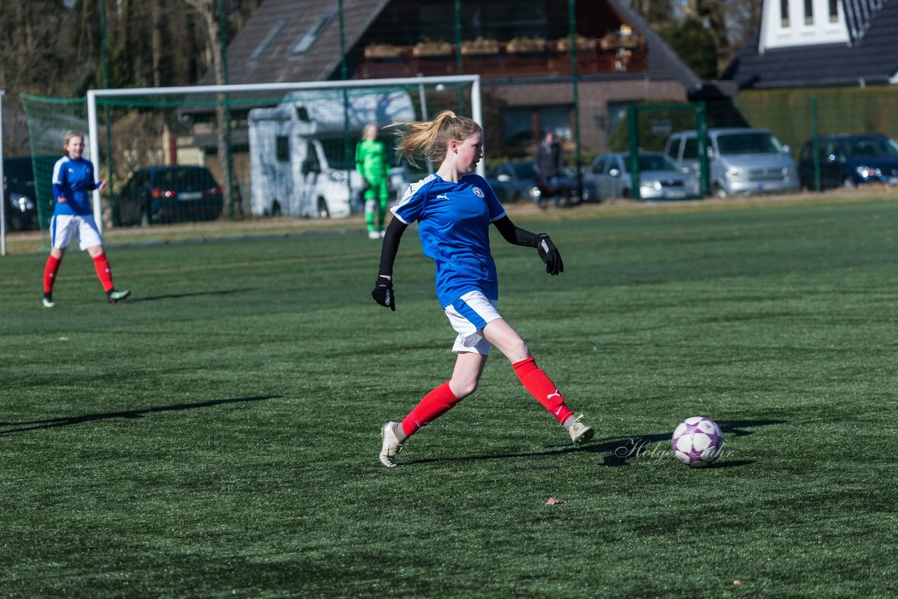 Bild 376 - B-Juniorinnen Halbfinale SVHU - Holstein Kiel : Ergebnis: 3:0